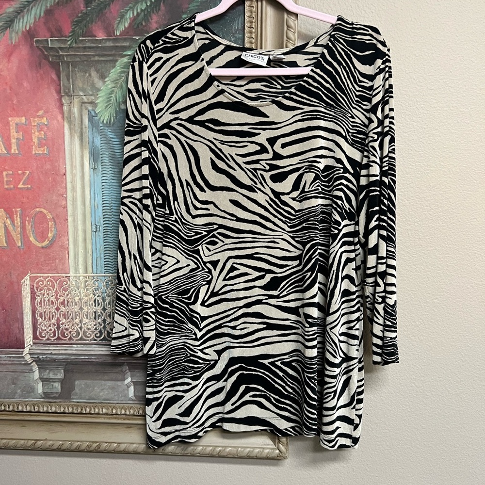 Chico's Travelers Black and Taupe Zebra Tunic
